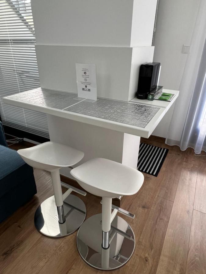 Luxe Central Studio With Pool, Parking & Ac Budapeşte Dış mekan fotoğraf